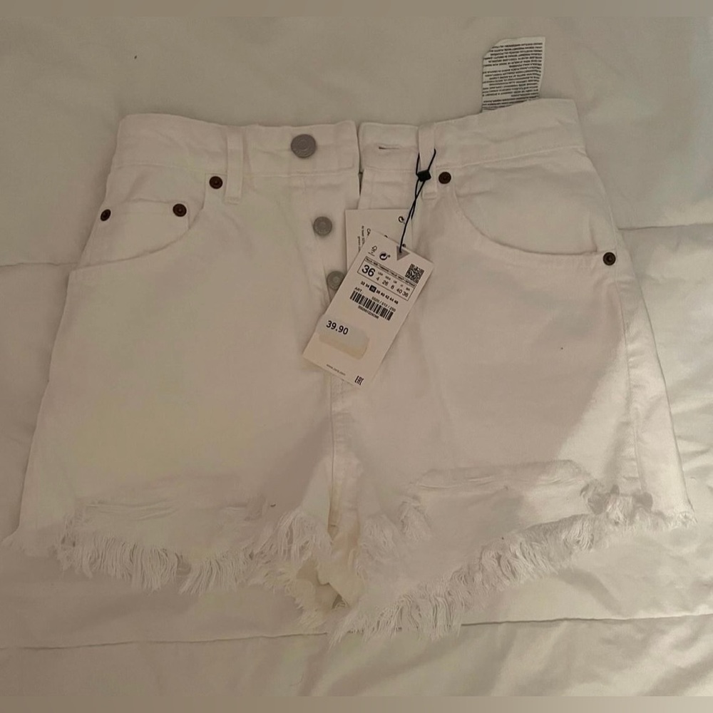 White Denim Zara Shorts size 4